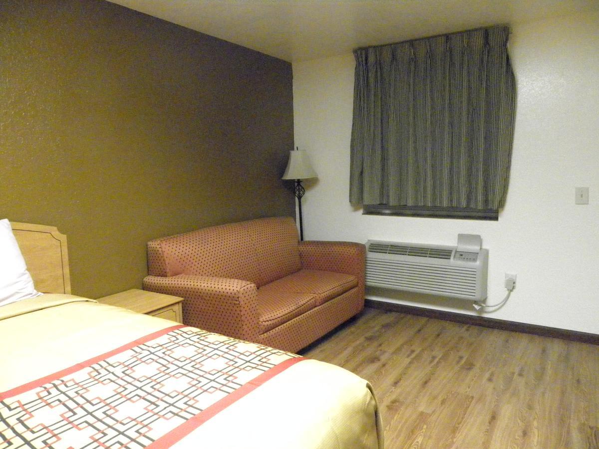 Guest Inn Rogers Eksteriør billede