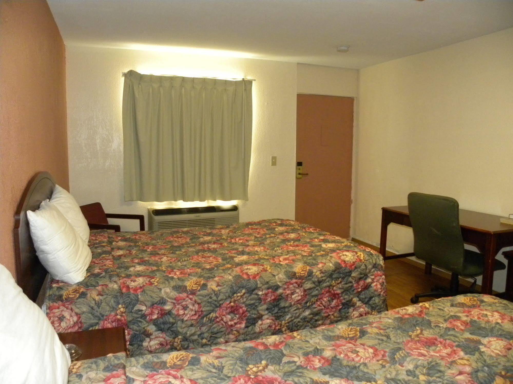 Guest Inn Rogers Eksteriør billede
